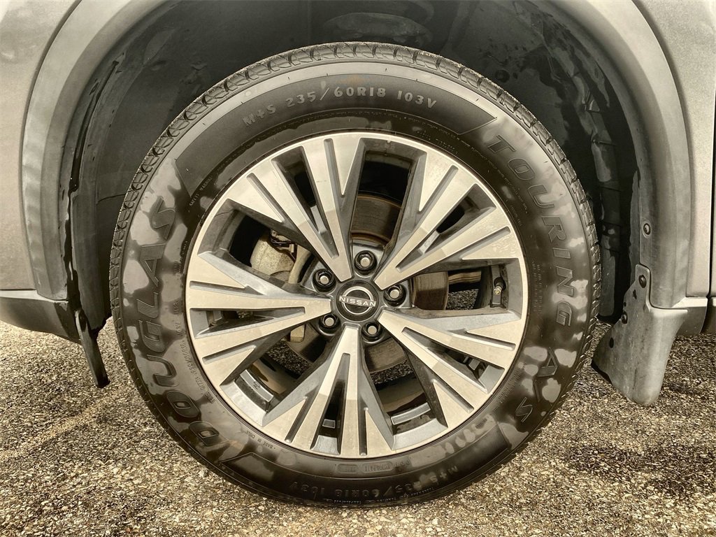 Used 2022 Nissan Rogue SV w/ SV Premium Package image 19