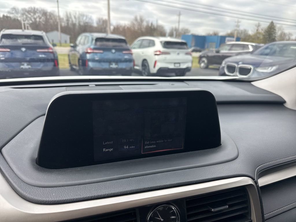 Used 2021 Lexus RX 350L Premium w/ Premium Package image 16