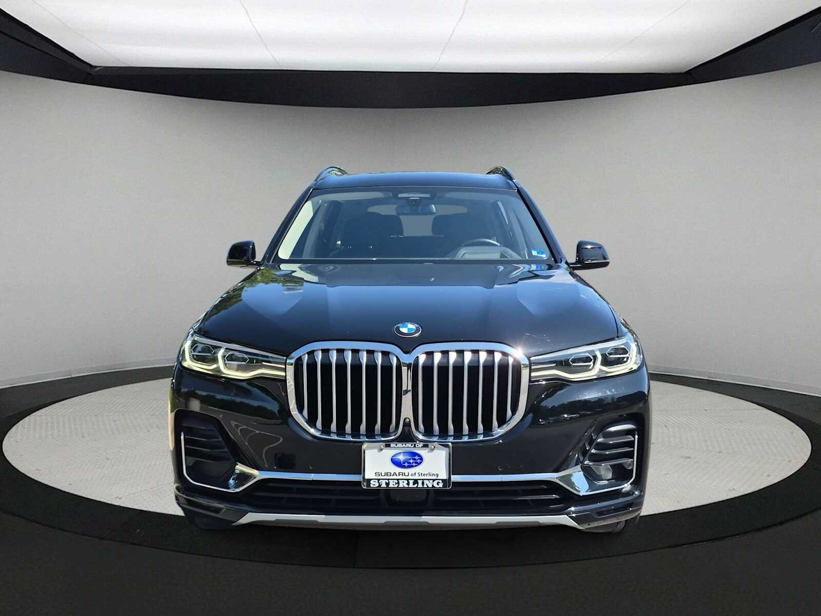 Used 2022 BMW X7 xDrive40i w/ Executive Package AWD/4WD image 3