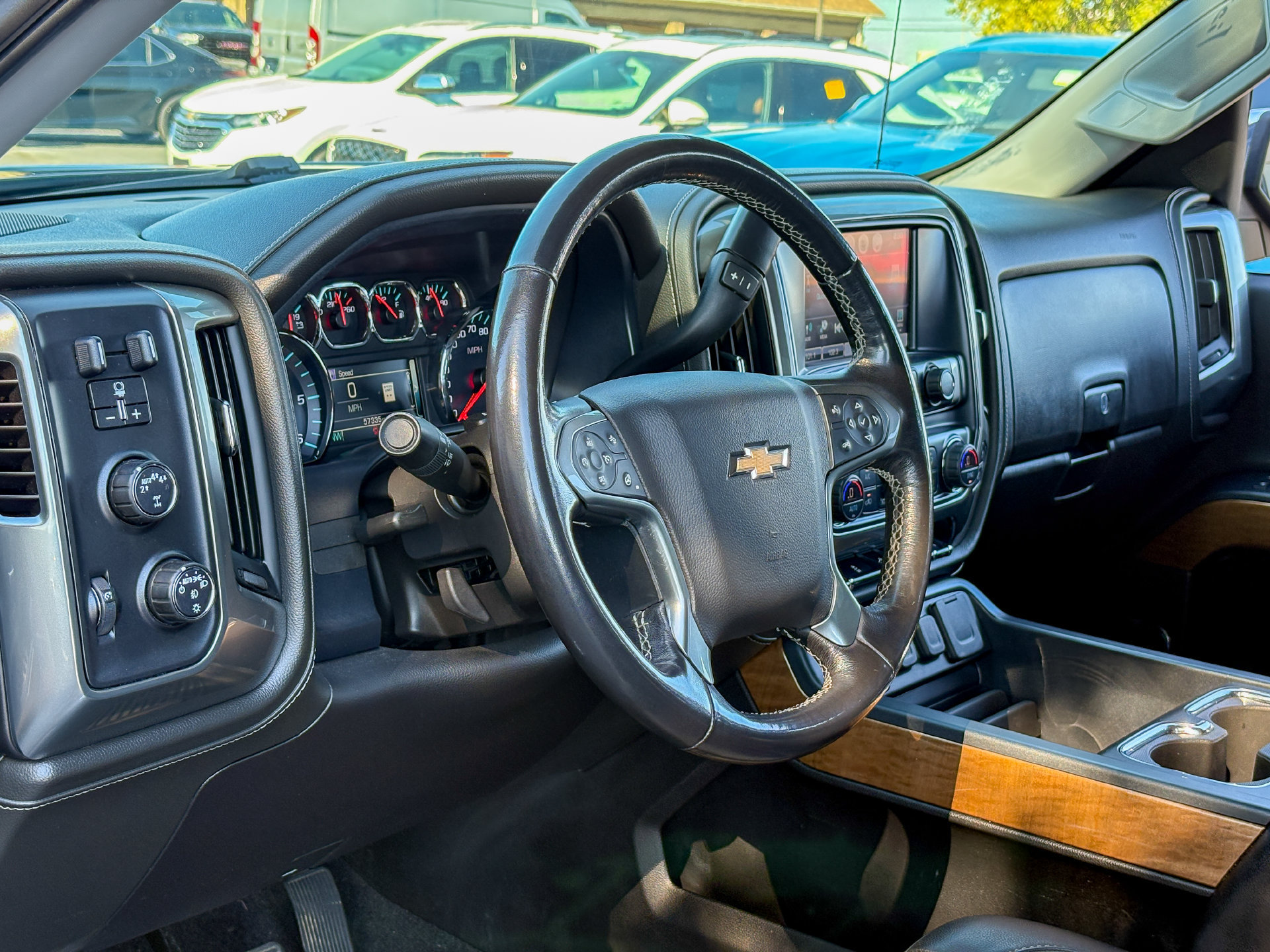 Used 2018 Chevrolet Silverado 1500 LTZ w/ Sport Package AWD/4WD image 15