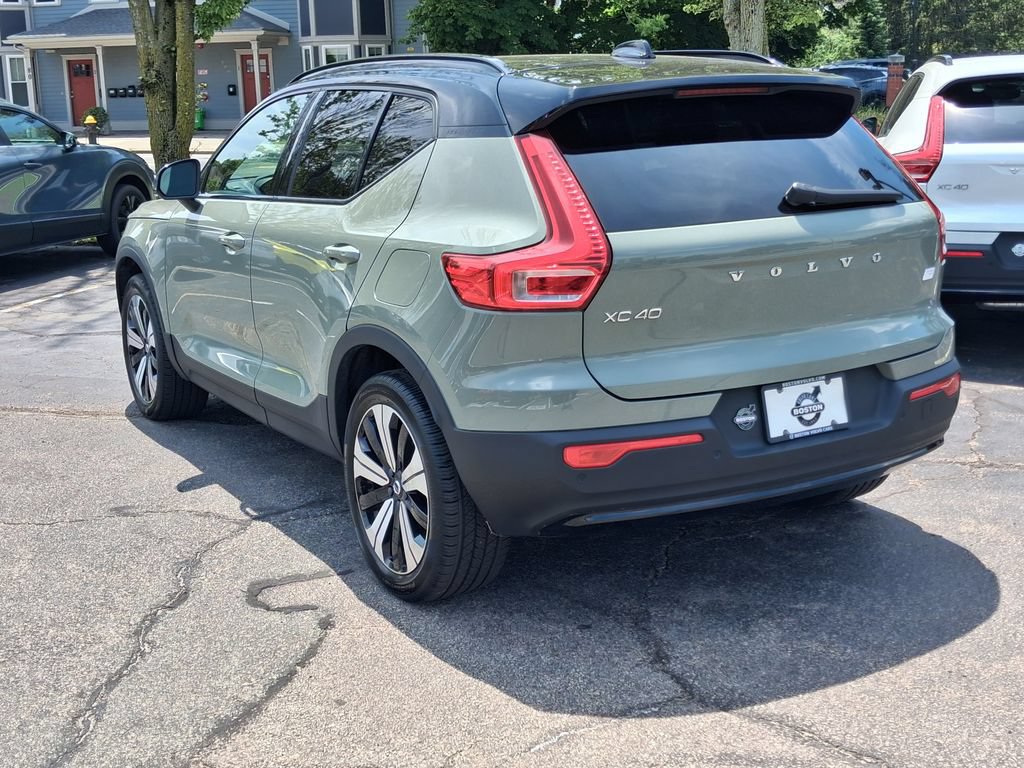 Certified 2023 Volvo XC40 Recharge Core w/ Protection Package Premier AWD/4WD image 9