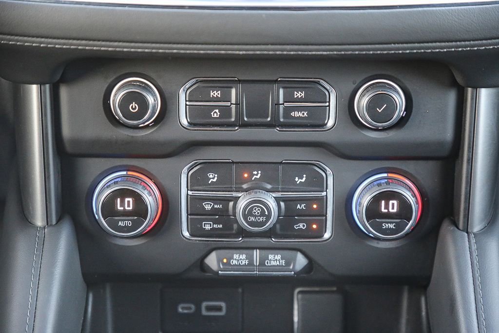 Used 2024 Chevrolet Suburban LS image 16