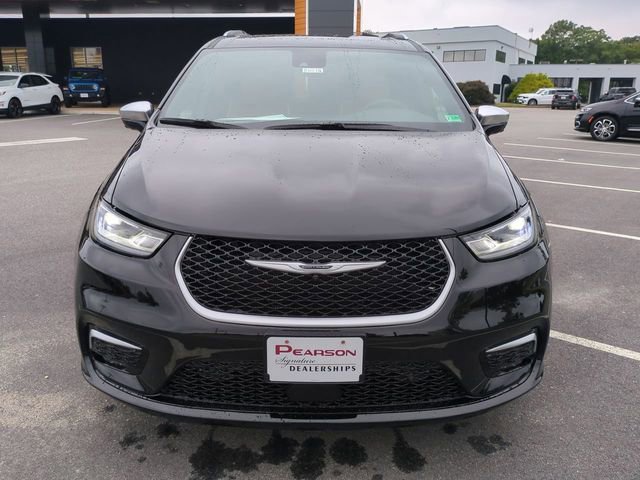 New 2026 Chrysler Pacifica Pinnacle w/ Trailer Tow Group FWD image 9