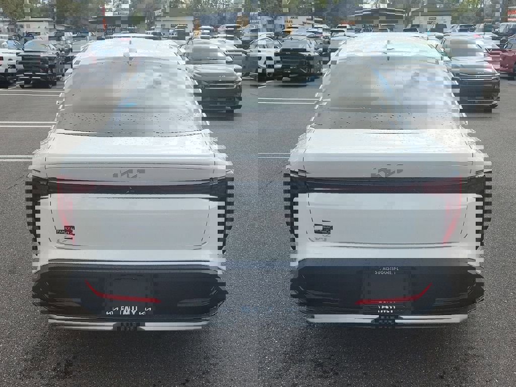 New 2026 Kia K4 EX image 5