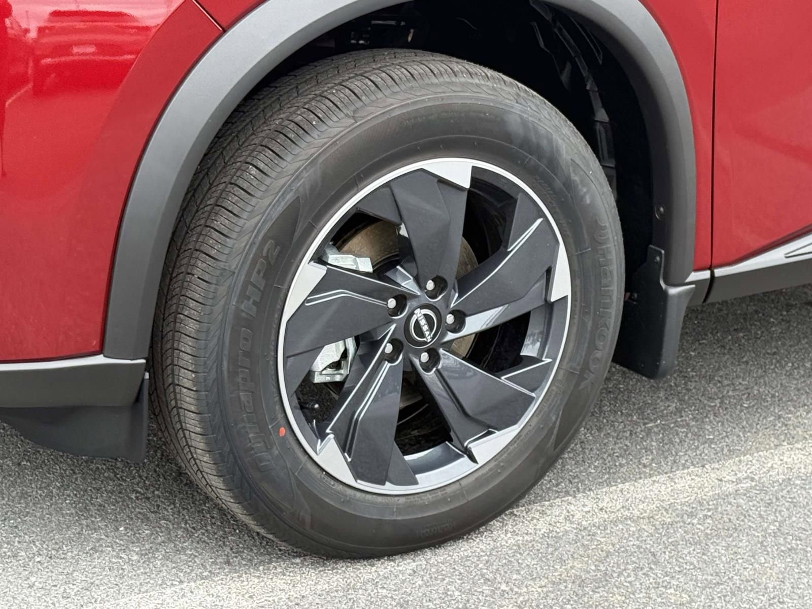 New 2026 Nissan Rogue SV image 7