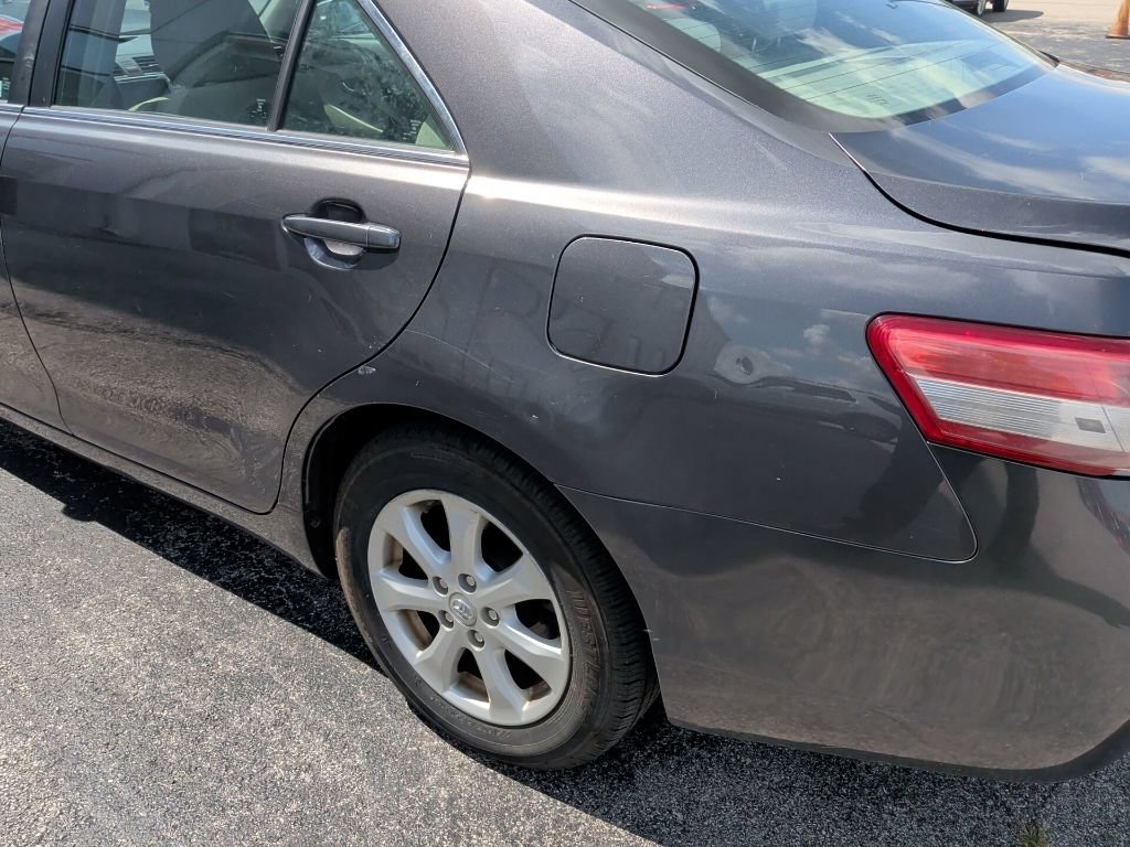 Used 2011 Toyota Camry LE w/ LE Extra-Value Pkg FWD image 28