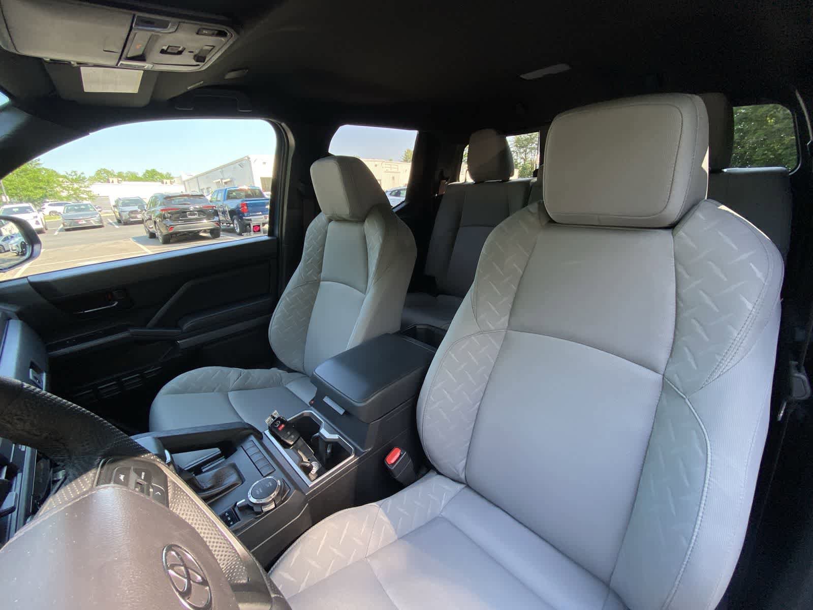 Used 2026 Toyota Tacoma SR5 AWD/4WD image 20