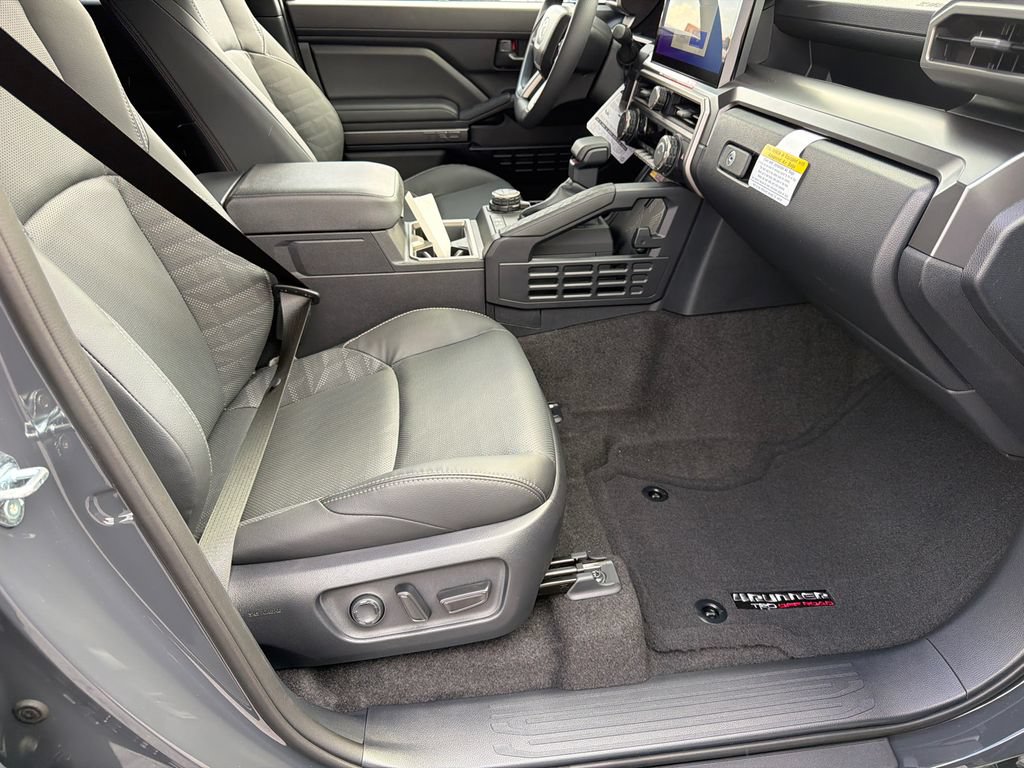 New 2026 Toyota 4Runner TRD Off-Road Premium AWD/4WD image 11