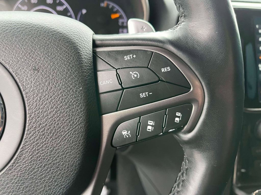 Used 2020 Jeep Grand Cherokee Limited X image 19