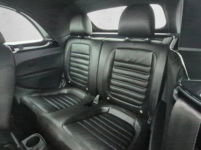 Used 2013 Volkswagen Beetle 2.0T FWD image 19
