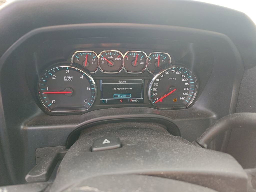 Used 2018 Chevrolet Silverado 1500 LT w/ All Star Edition image 10