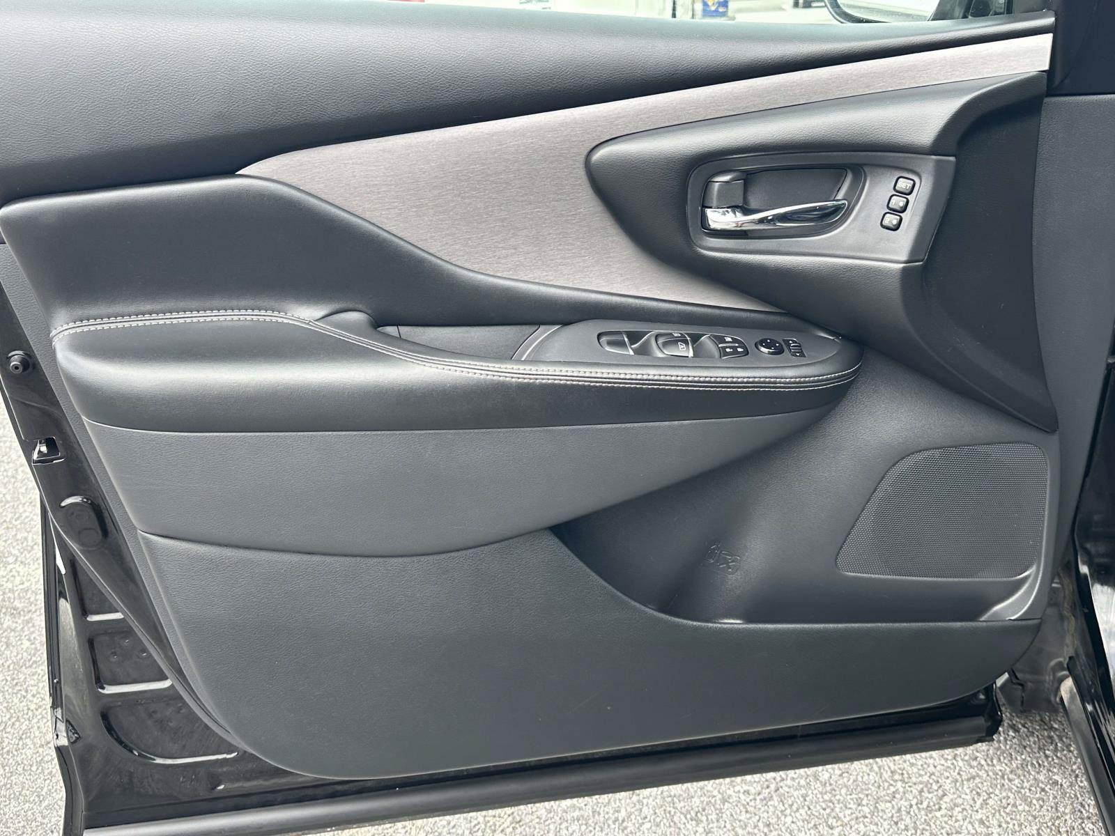 Used 2023 Nissan Murano SL AWD/4WD image 19