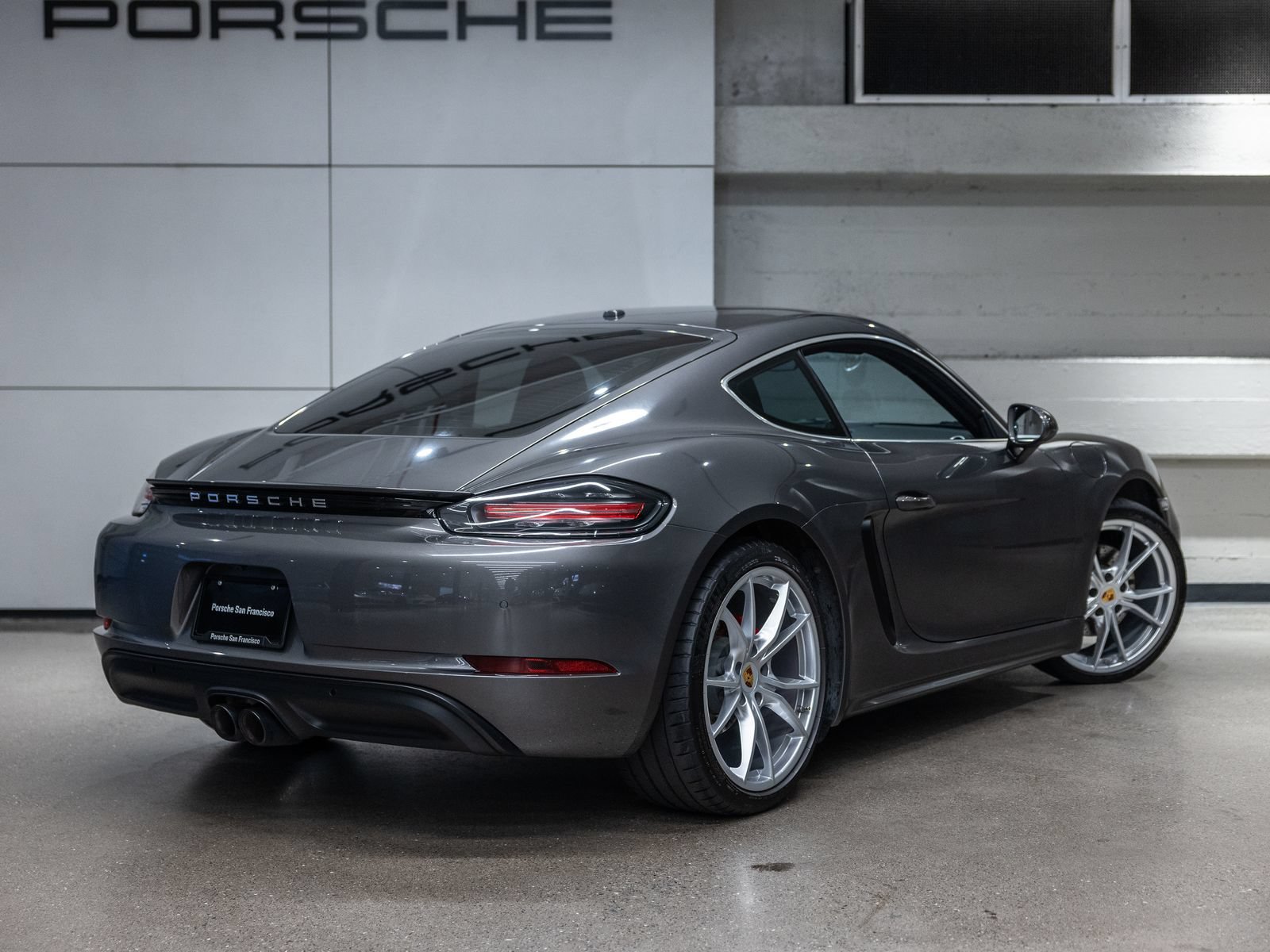 Certified 2024 Porsche 718 Cayman S RWD image 25