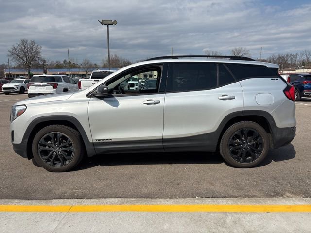 Certified 2020 GMC Terrain SLE w/ Driver Convenience Package image 11