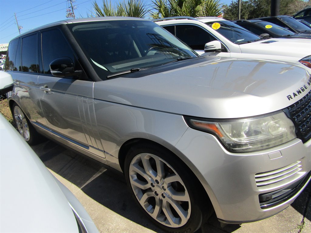 Used 2017 Land Rover Range Rover HSE AWD/4WD image 3