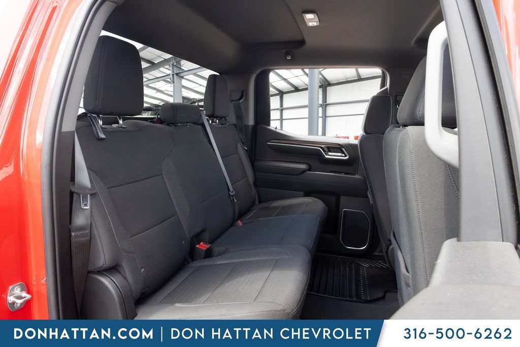 Used 2022 Chevrolet Silverado 1500 LT AWD/4WD image 17