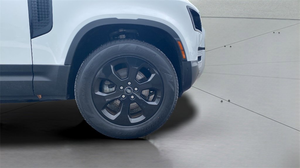 Used 2022 Land Rover Defender 110 S image 14