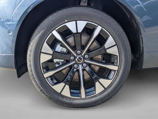 New 2026 Volvo XC60 B5 Plus w/ Climate Package image 11