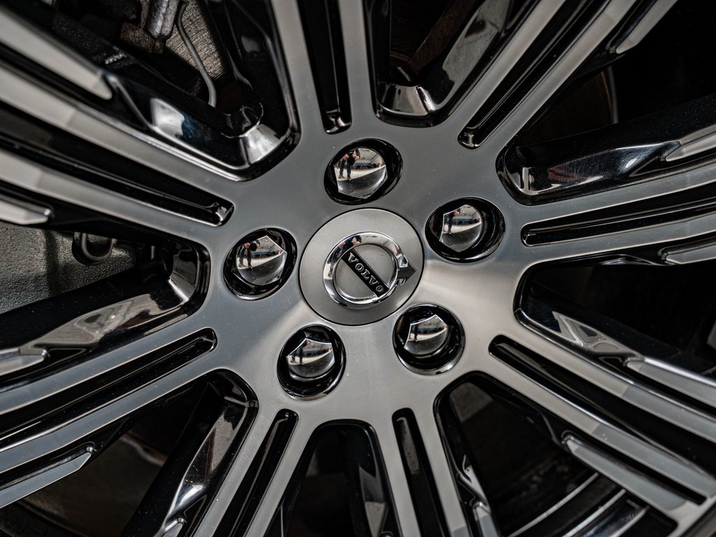 Used 2023 Volvo S90 B6 Ultimate w/ Lounge Package image 8