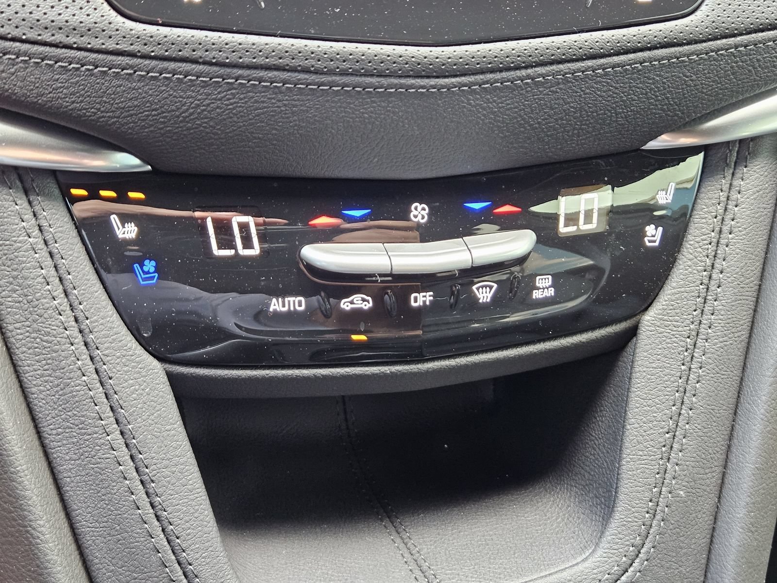 New 2026 Cadillac XT5 Premium Luxury w/ Driver Assist Package FWD image 21