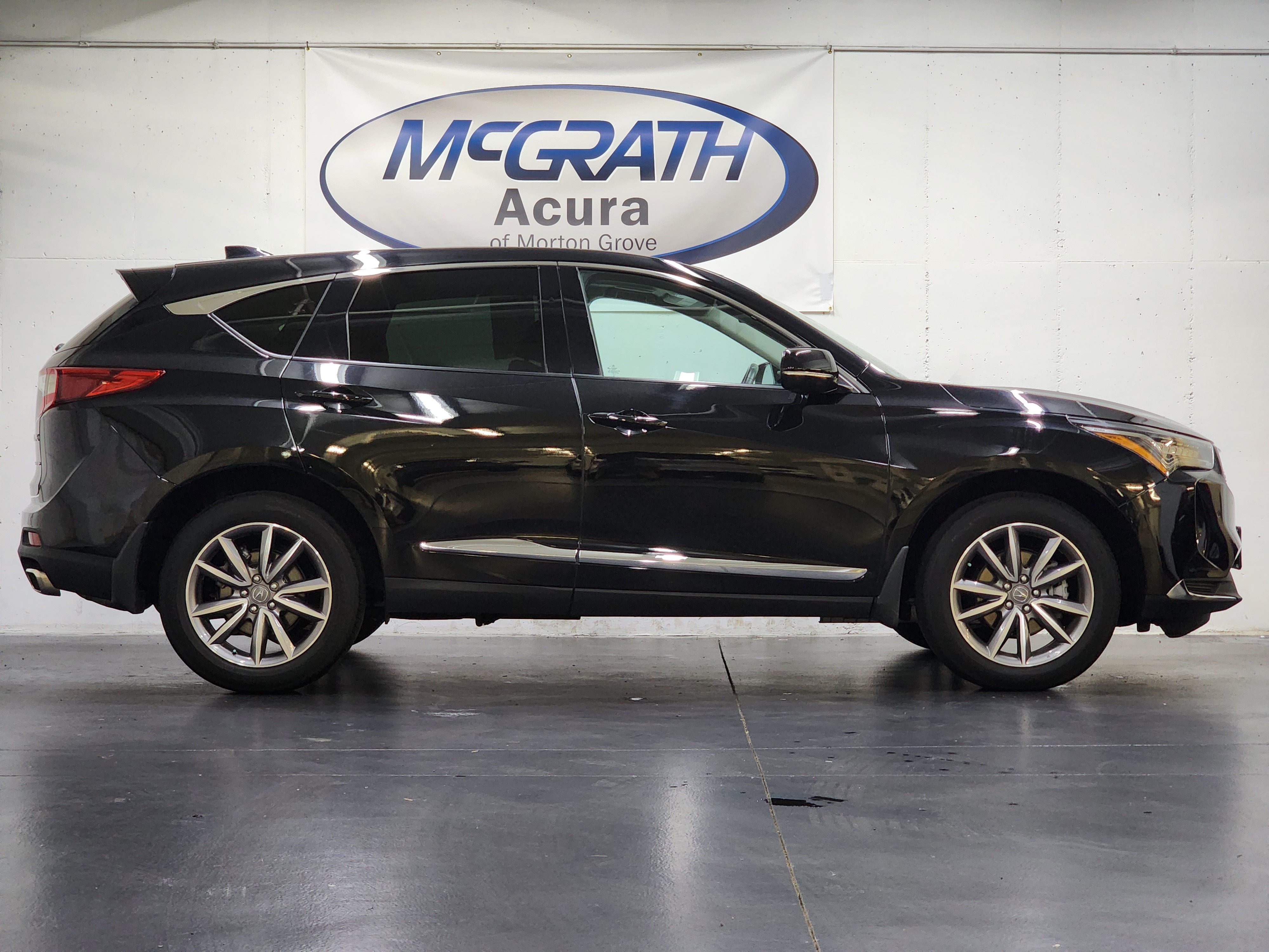 Certified 2024 Acura RDX w/ Technology Package AWD/4WD image 3