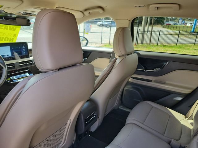 Used 2023 Lincoln Corsair Reserve w/ Jet Appearance Package image 25