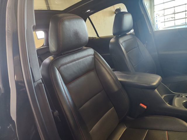 Certified 2023 Chevrolet Equinox RS w/ RS Leather Package FWD image 20
