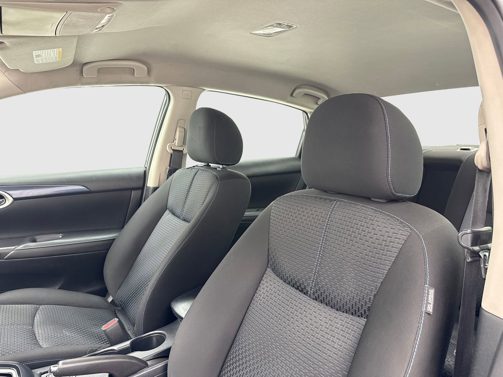 Used 2018 Nissan Sentra SR w/ SR Midnight Edition Package image 15