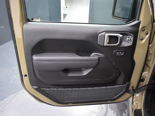 New 2026 Jeep Gladiator Willys AWD/4WD image 13