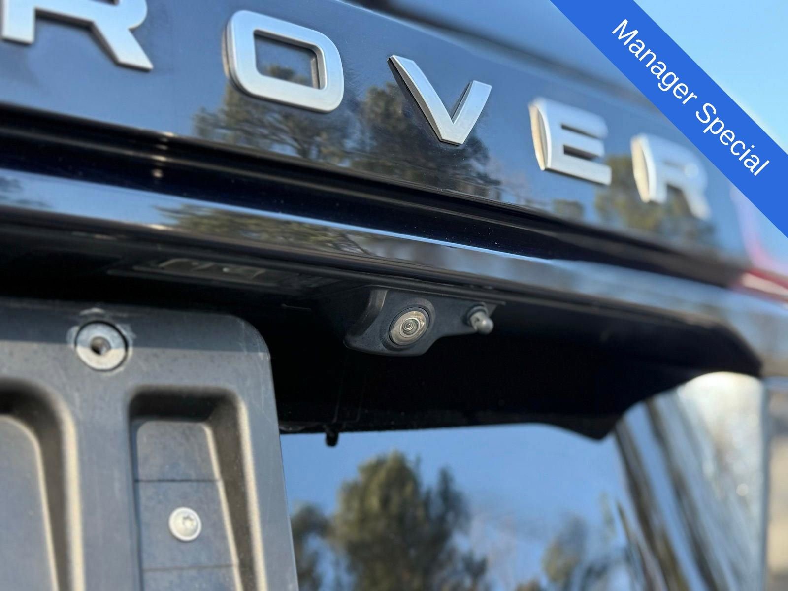 Used 2020 Land Rover Range Rover Velar S image 10