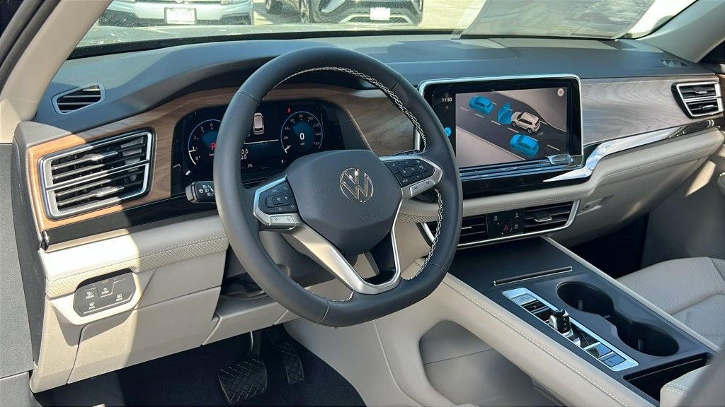 New 2026 Volkswagen Atlas SE image 17