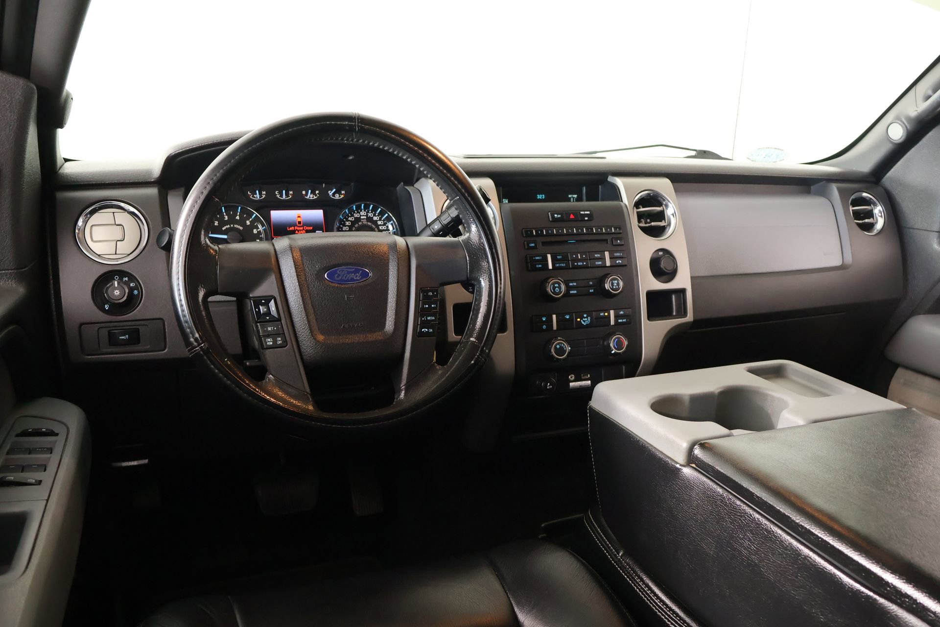 Used 2012 Ford F150 XLT w/ XLT Chrome Pkg AWD/4WD image 2
