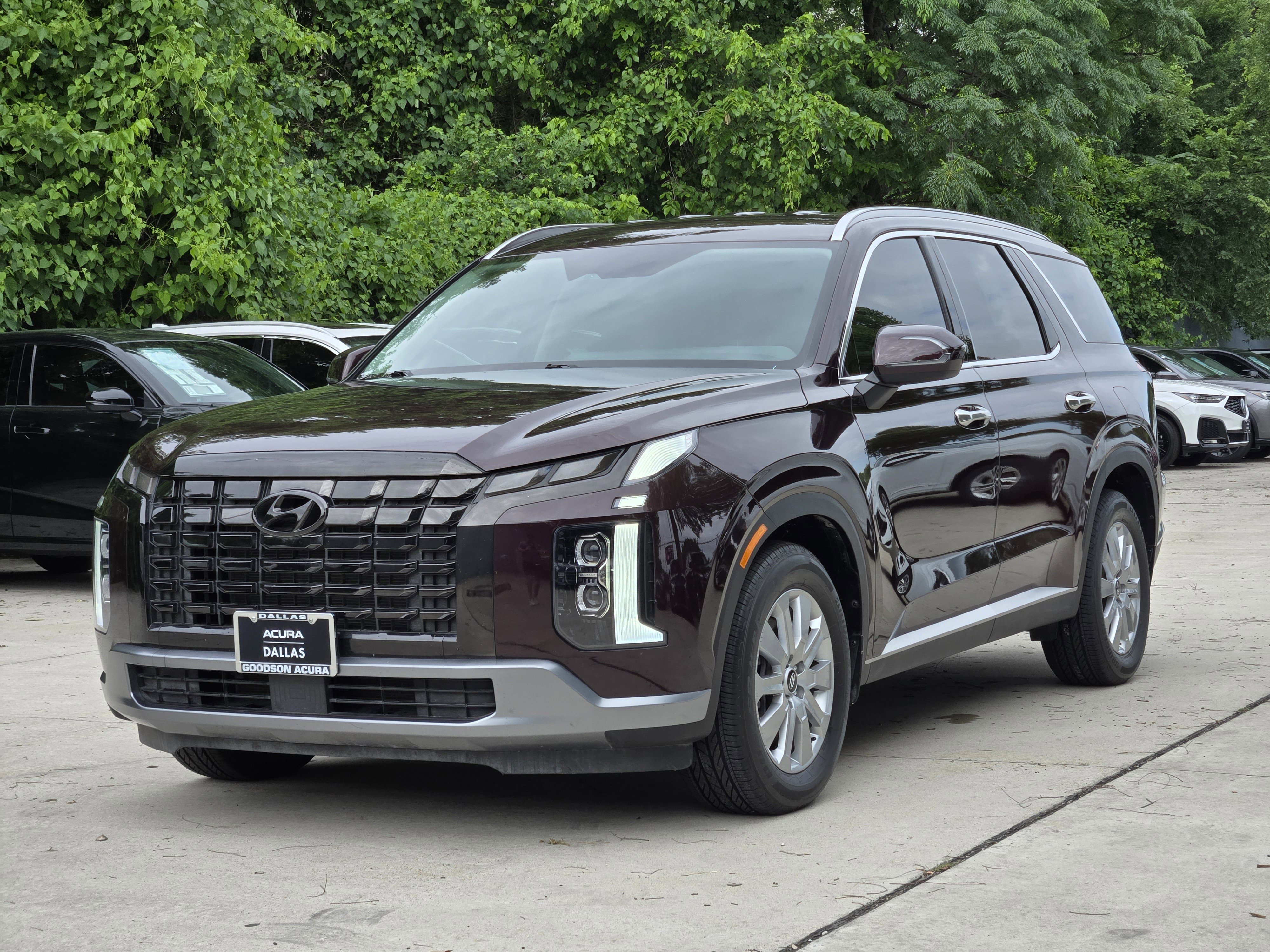 Used 2024 Hyundai Palisade SEL FWD image 4