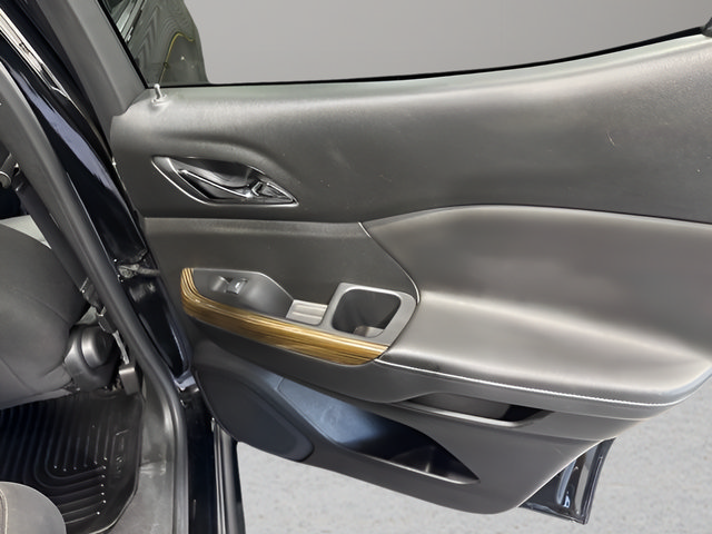 Used 2017 GMC Acadia SLE FWD image 28