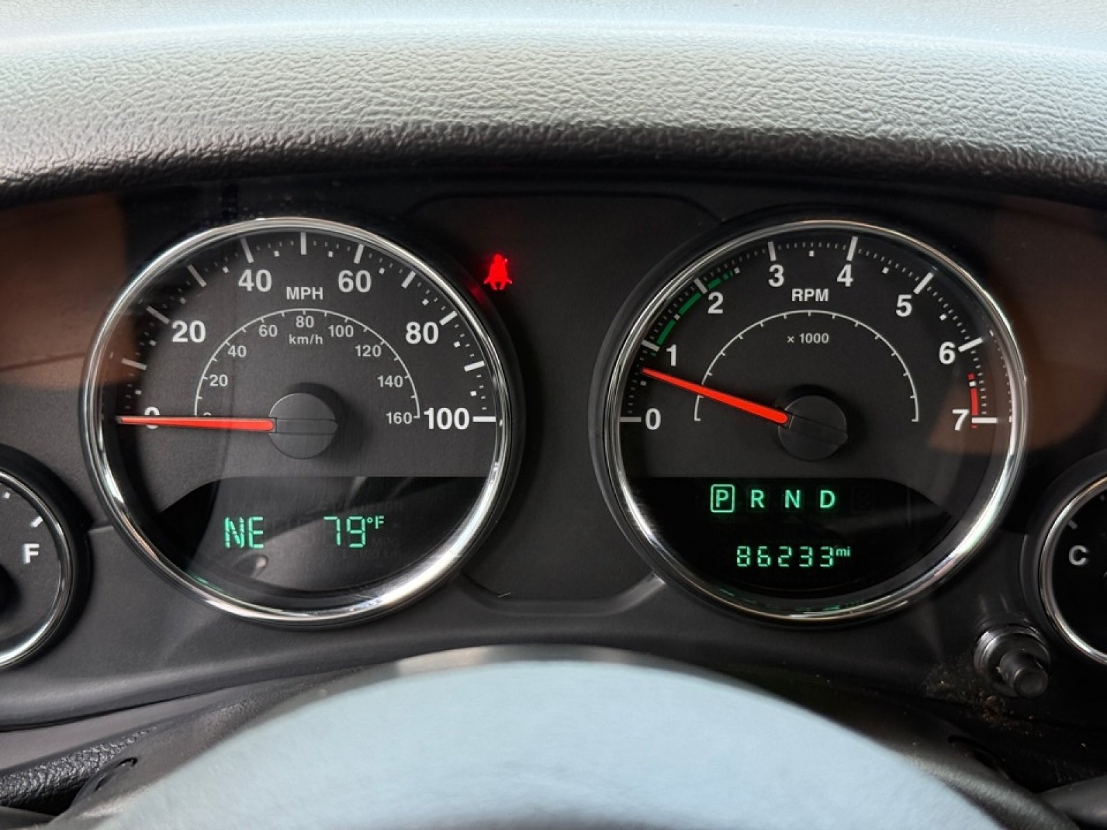 Used 2018 Jeep Wrangler Unlimited Sahara AWD/4WD image 22