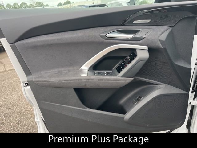 New 2025 Audi SQ5 Premium Plus AWD/4WD image 7