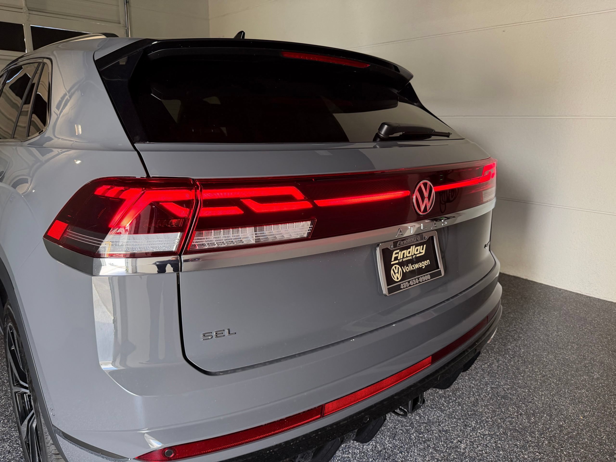 New 2026 Volkswagen Atlas Cross Sport SEL Premium R-Line AWD/4WD image 59