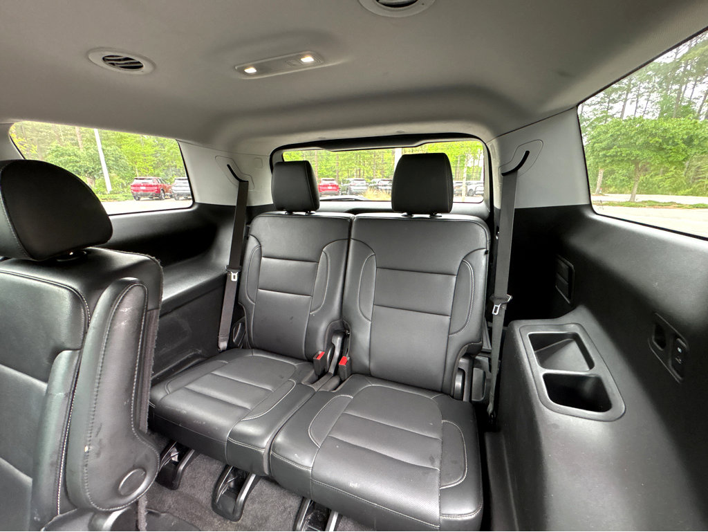 Used 2020 GMC Acadia SLT w/ Driver Alert Package II image 34