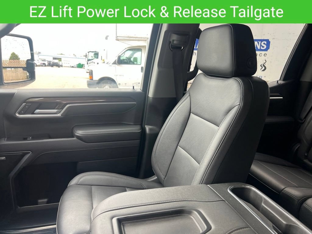 Used 2022 Chevrolet Silverado 1500 RST w/ Convenience Package II AWD/4WD image 29