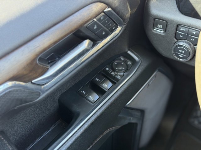 Used 2024 Chevrolet Silverado 3500 High Country image 37