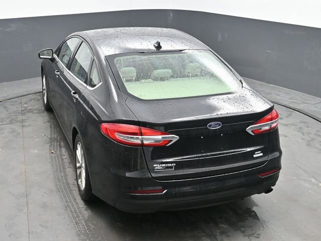 Used 2019 Ford Fusion SE image 27