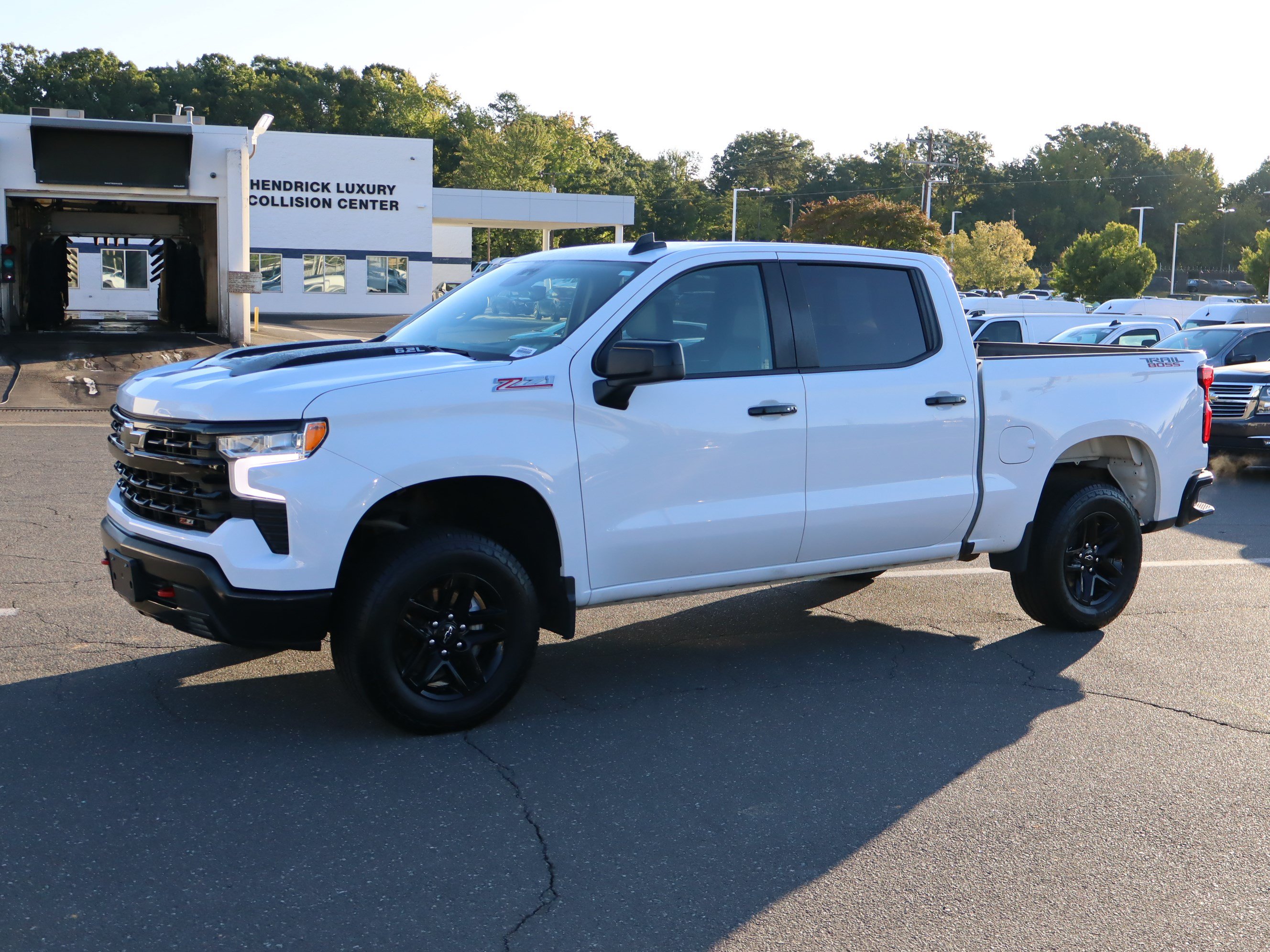 Used 2023 Chevrolet Silverado 1500 LT Trail Boss w/ Convenience Package II AWD/4WD image 5