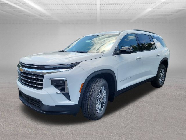 New 2027 Chevrolet Traverse LT w/ Driver Confidence Package FWD image 3