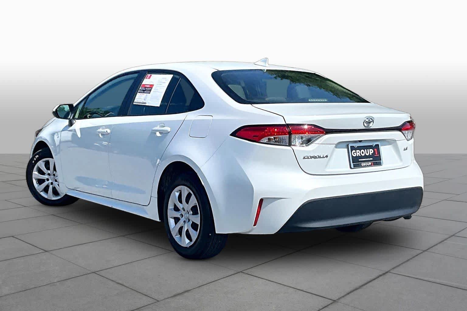 Used 2024 Toyota Corolla LE FWD image 12