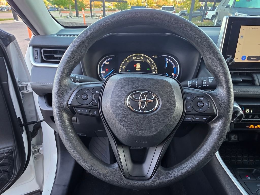 Used 2024 Toyota RAV4 XLE image 15
