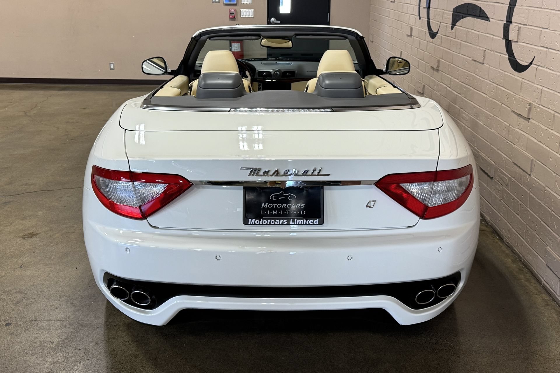 Used 2011 Maserati GranTurismo Convertible RWD image 11