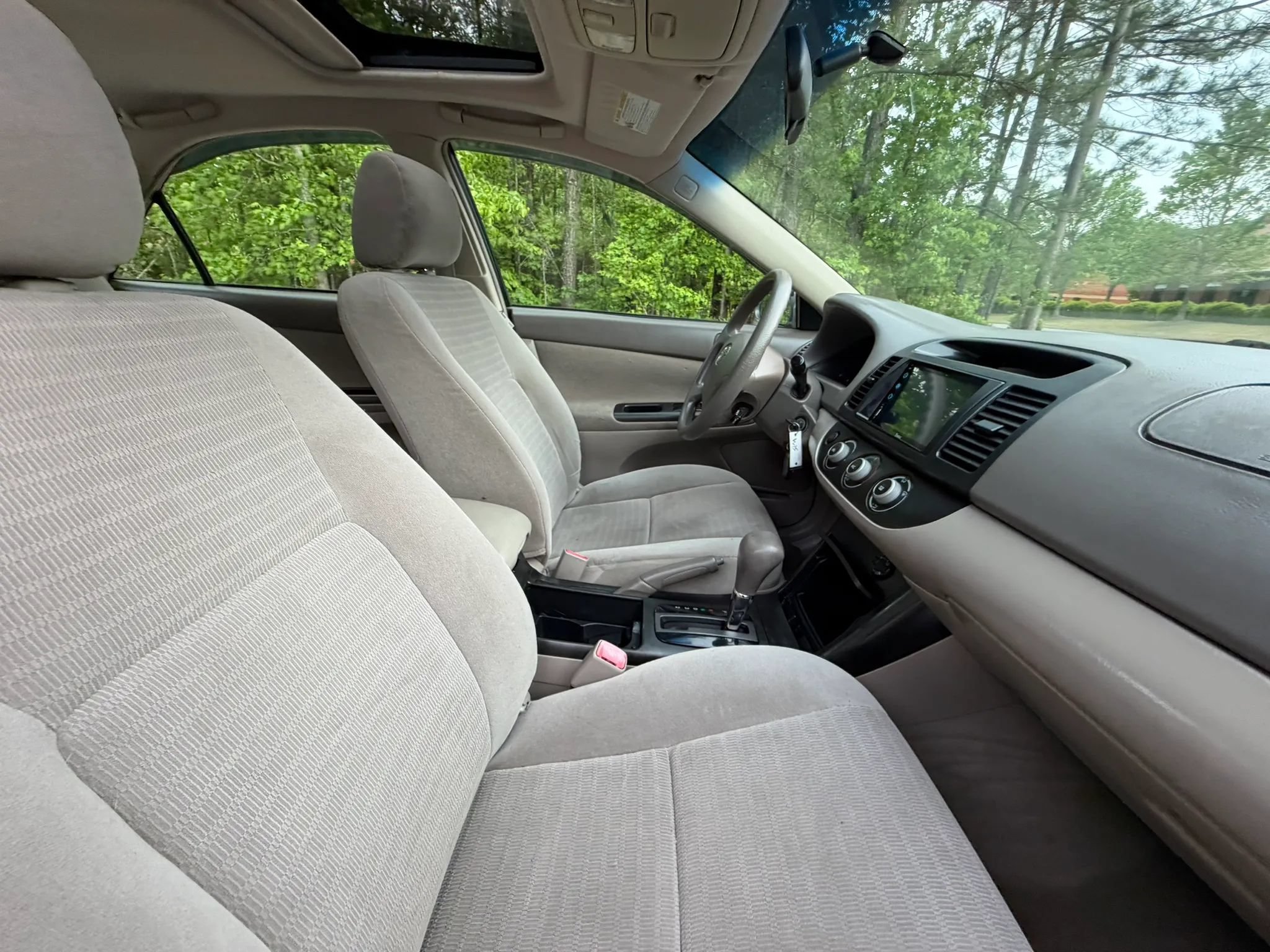 Used 2006 Toyota Camry LE FWD image 24