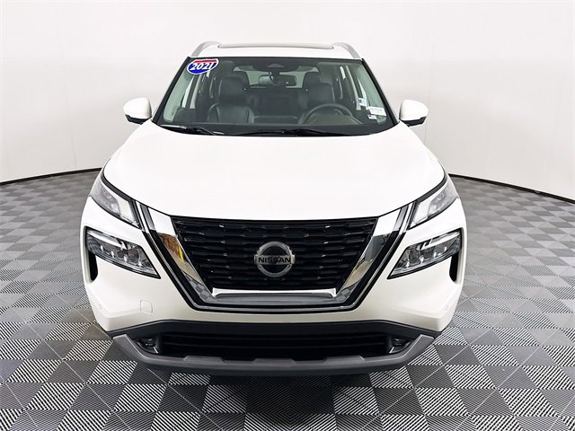 Used 2021 Nissan Rogue SL w/ Premium Package image 2