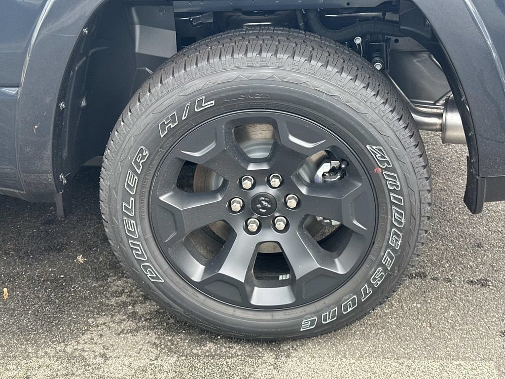 New 2026 RAM 1500 Big Horn AWD/4WD image 9
