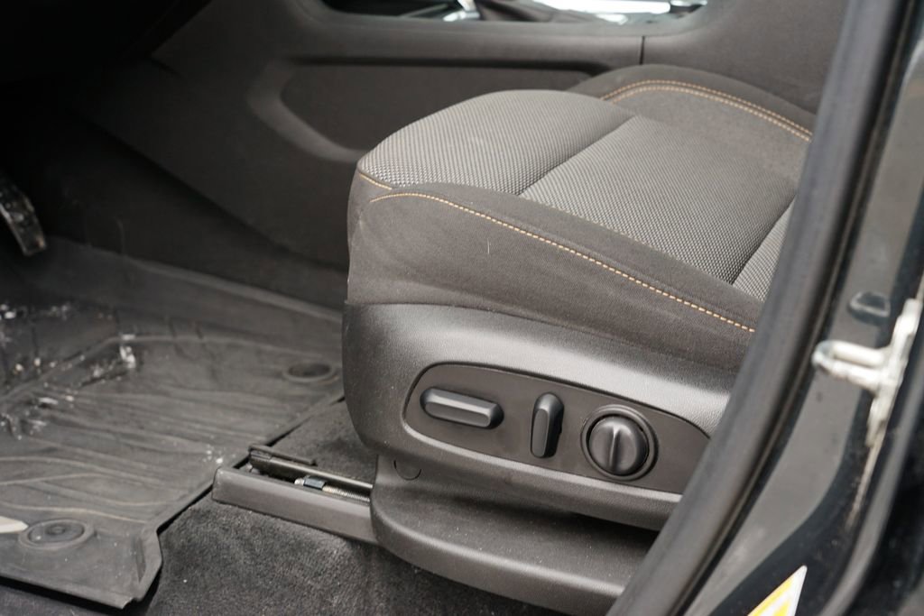 Used 2021 Chevrolet Traverse LT w/ LPO, Floor Liner Package image 15